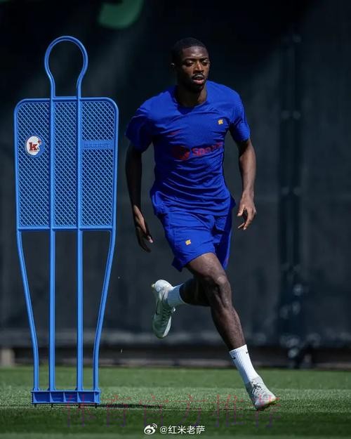 记者:佩德里登贝莱没参加今日训练 将缺席国家德比