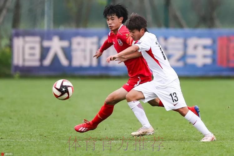 青超总决赛 | “恒大杯”U17组决赛山东胜重庆 鲁能包揽四组别冠军 青超总决赛 | “恒大杯”U17组决赛山东胜重庆 鲁能包揽四组别冠军